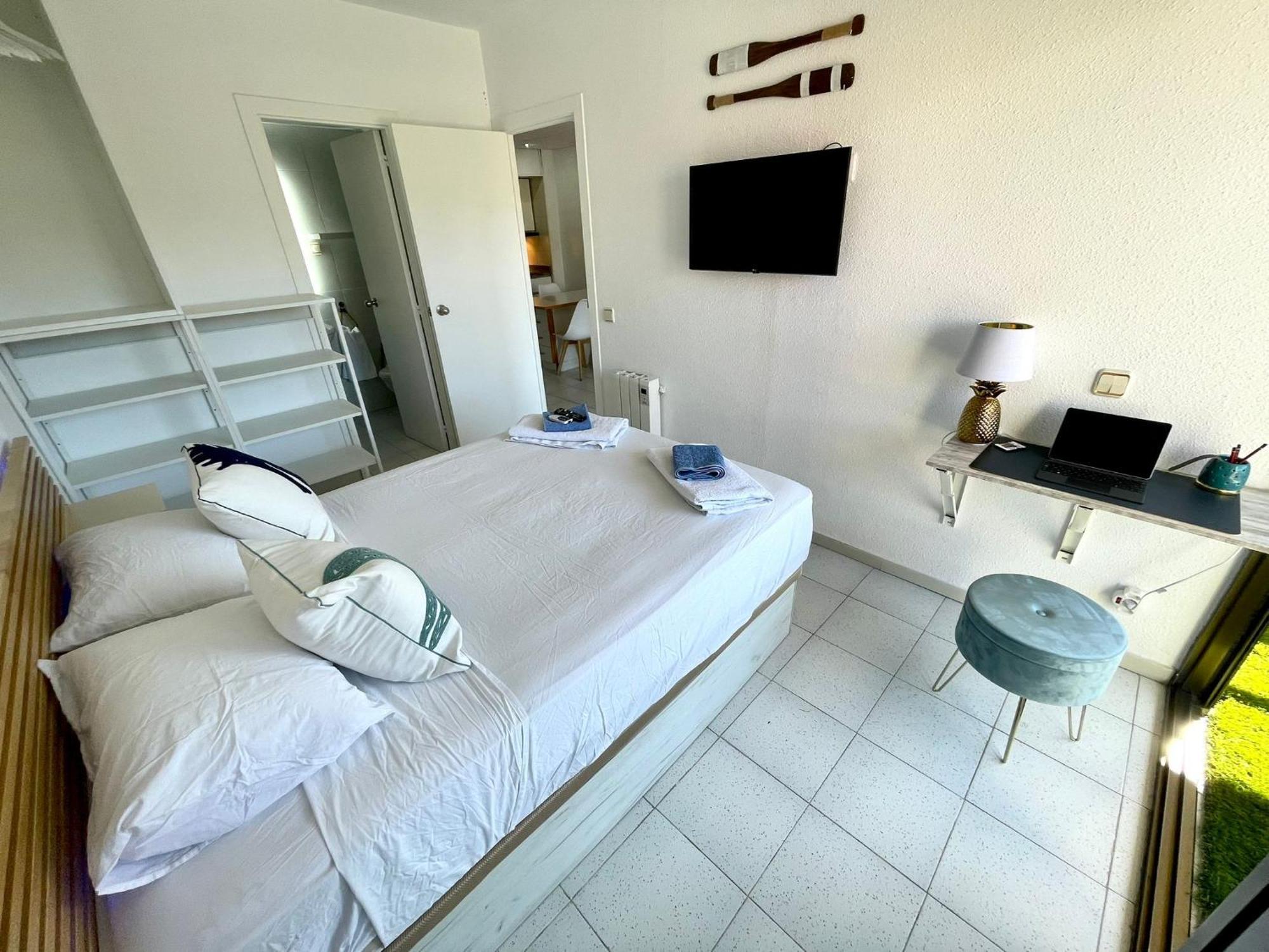 Apartemento Piscina Centro Calella 3 Min Playa Eksteriør billede